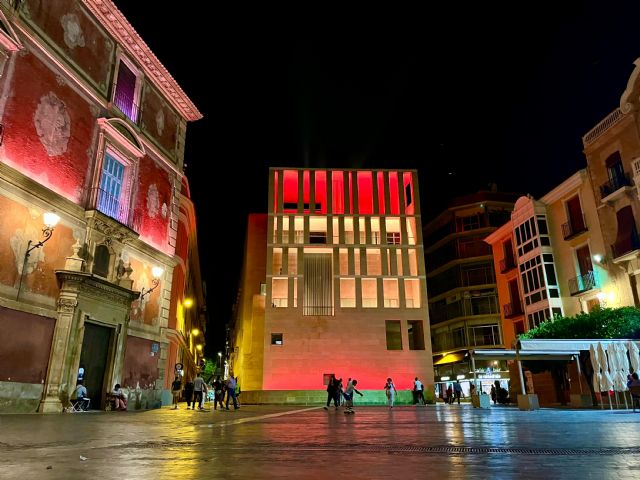 Murcia conmemora el Día de la Hispanidad iluminándose con los colores de la bandera de España - 1, Foto 1