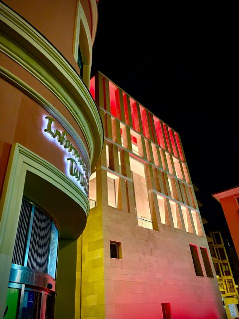 Murcia conmemora el Día de la Hispanidad iluminándose con los colores de la bandera de España - 3, Foto 3