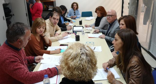 La mesa de trabajo contra el acoso escolar promovida por Ciudadanos arranca con propuestas y líneas de trabajo - 2, Foto 2