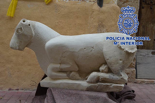 La Policía Nacional recupera una escultura de origen íbero fechada entre el siglo IV y V a.C - 1, Foto 1