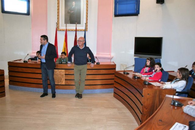 Miércoles habitual visita de alumnos al Ayuntamiento, atendidos por el Alcalde - 3, Foto 3