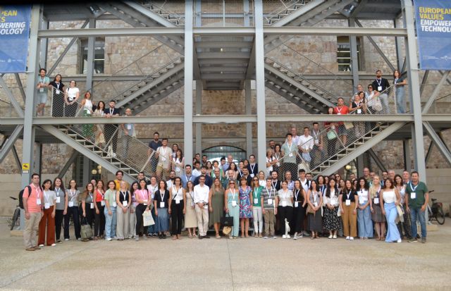 Técnicos del Laboratorio Regional de Salud Pública abordan los últimos retos de la microbiología de los alimentos en el Congreso Nacional celebrado en Cartagena - 1, Foto 1