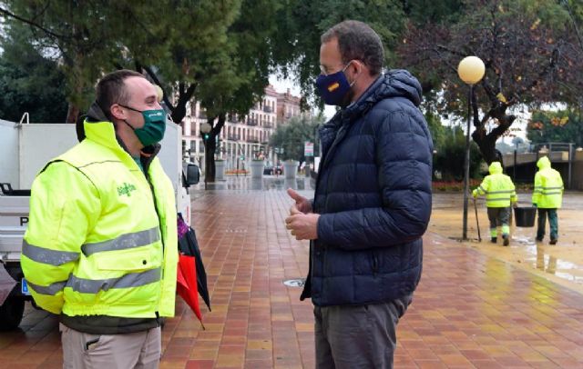 Desarrollo Urbano ultima los trabajos de limpieza de imbornales situados en los parques y jardines del municipio - 2, Foto 2