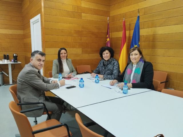 La alcaldesa de Puerto Lumbreras se reúne con la consejera de Turismo, Cultura, Juventud y Deportes para tratar temas fundamentales para el municipio - 1, Foto 1