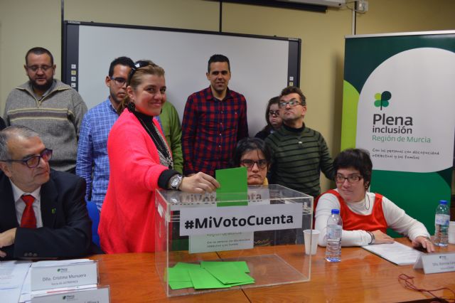 Los murcianos con discapacidad intelectual reclaman su derecho al voto - 2, Foto 2