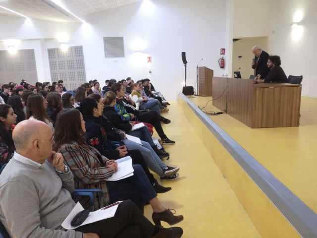 El Presidente del Consejo de la Transparencia de la Región de Murcia en el IES Francisco Ros Giner - 3, Foto 3