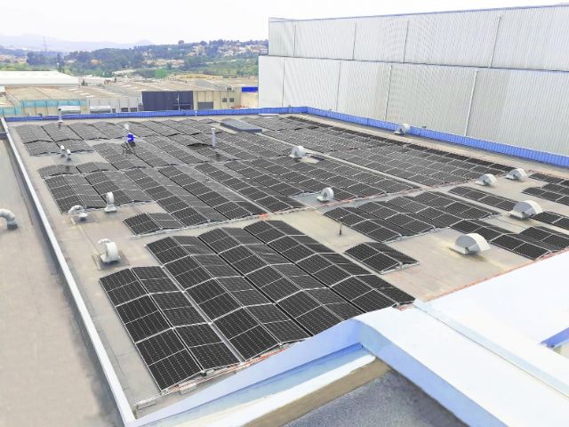 Instalacio´n placas solares SolarProfit-Kern Pharma - 2, Foto 2