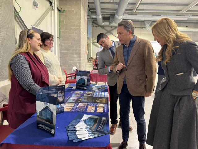 Ifelor acoge una feria para acercar empresas y talento y crear oportunidades de empleo y formación - 3, Foto 3