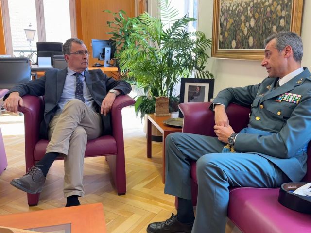 El alcalde se reúne con Francisco Pulido, nuevo Coronel Jefe de la Guardia Civil de la Región de Murcia - 1, Foto 1