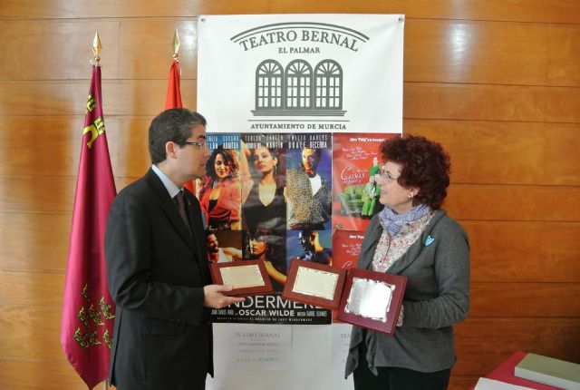 Tres butacas del Teatro Bernal llevarán el nombre de las actrices María Luisa Merlo y Natalia Millán y del director Juan Carlos Rubio - 1, Foto 1