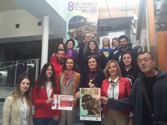 La Concejalía de Igualdad de Lorca entrega esta tarde los premios 'Lorca por la Igualdad' a Cruz Roja Juventud y al Colegio Madre de Dios Mercedarias - 1, Foto 1