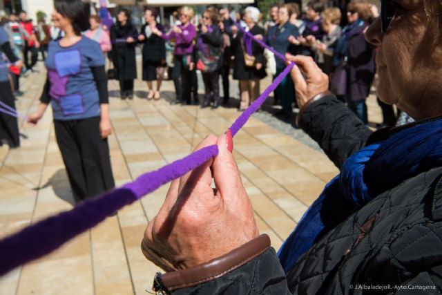 Las mujeres visten de lila Cartagena en defensa de sus derechos - 1, Foto 1