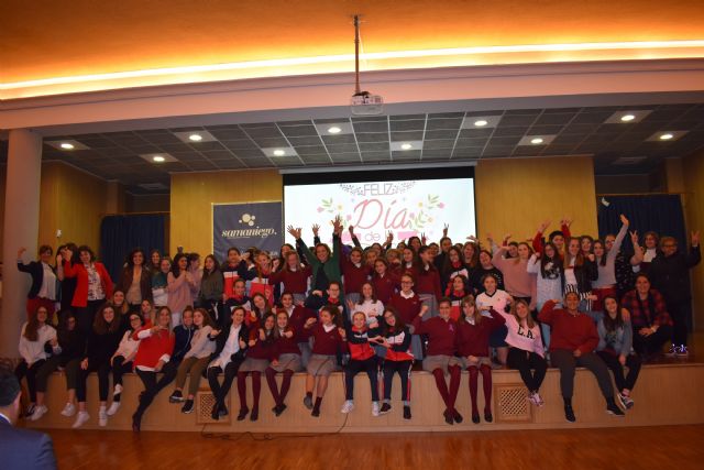 La consejera de Educación asiste a los actos organizados por el colegio Samaniego de Alcantarilla con motivo del Día Internacional de la Mujer - 1, Foto 1