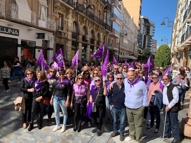 Isabel Andreu: El PSE en Cartagena ha estado presente en la manifestación del 8 de marzo donde se ha respirado un gran ambiente feminista - 1, Foto 1