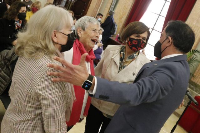 Murcia homenajea en el Día de la Mujer a María Antonia Martínez, Rosa Peñalver y Elvira Ramos por su impulso a las políticas de Igualdad - 1, Foto 1