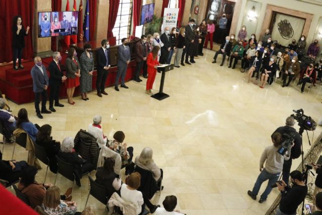 Murcia homenajea en el Día de la Mujer a María Antonia Martínez, Rosa Peñalver y Elvira Ramos por su impulso a las políticas de Igualdad - 4, Foto 4