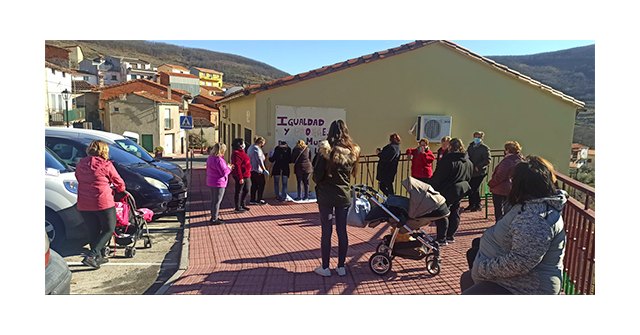 8M Rural: FADEMUR pone el foco sobre la precarización de la vida de las mujeres rurales - 1, Foto 1