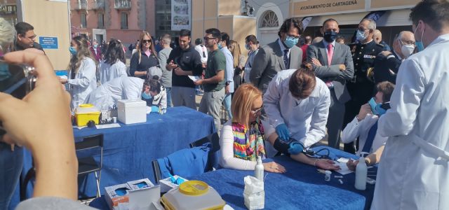 La UCAM muestra en Cartagena su contribución a la formación y promoción de la salud y el deporte - 2, Foto 2