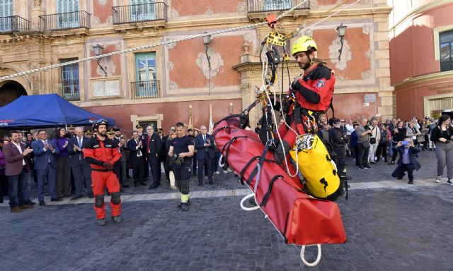 El Alcalde Serrano anuncia la convocatoria de 41 nuevas plazas de bombero y 20 de conductores - 3, Foto 3