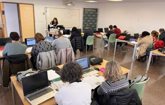 La tasa de emprendimiento femenino en la Vega Baja aumenta un 20% en dos años - 2, Foto 2