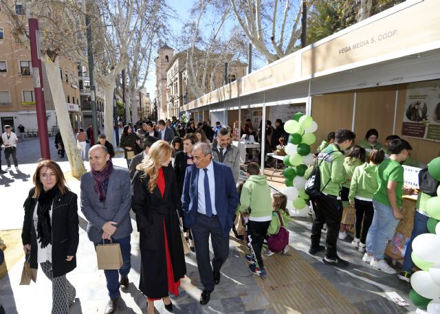 Ucoerm retoma su Feria y Muestra de Cooperativas Escolares con la celebración de la quinta edición en el paseo Alfonso X de Murcia - 2, Foto 2