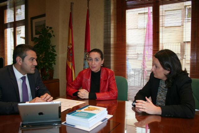 La Directora General de Ordenación del Territorio y Vivienda se reúne con el Alcalde de Alcantarilla - 1, Foto 1