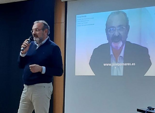 El coach José Pomares imparte una charla motivacional organizada por ASECOM - 2, Foto 2