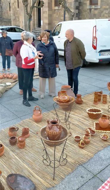 El 'Alfar Arias' de Puertollano participa en la XII 'Feria de Alfarería Tradicional Villa de Avilés' en el marco de las Fiestas del Bollo 2023 - 3, Foto 3