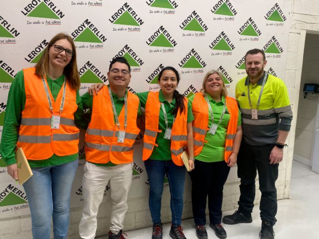 Una treintena de alumnos de los cursos de Convega completan su formación en ocho empresas de la Vega Baja - 3, Foto 3