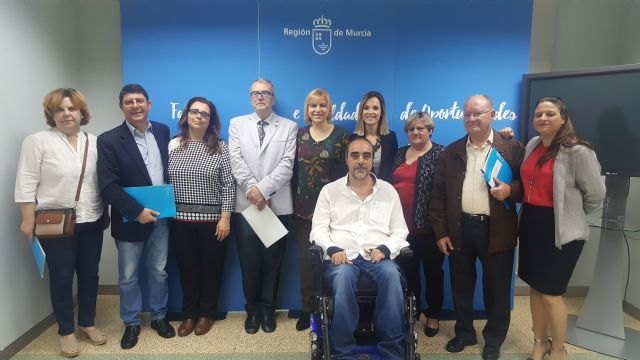 Unas 11.600 personas con discapacidad se beneficiarán de las ayudas de la Comunidad - 1, Foto 1