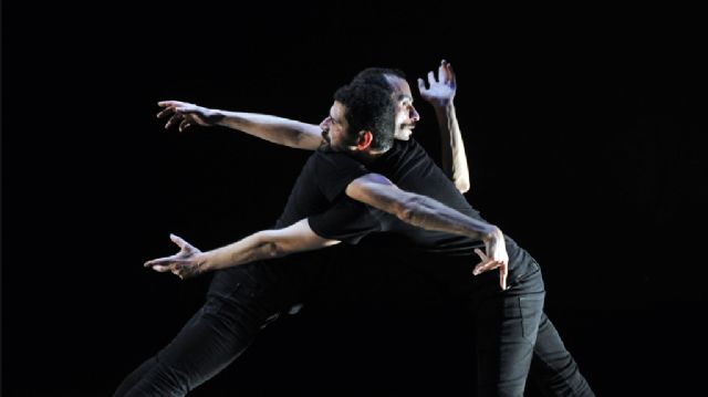 Mario G. Sáez y Daniel Hernández, de Erre que Erre Danza, presentan su espectáculo 'Aguanta' en el Centro Párraga - 1, Foto 1