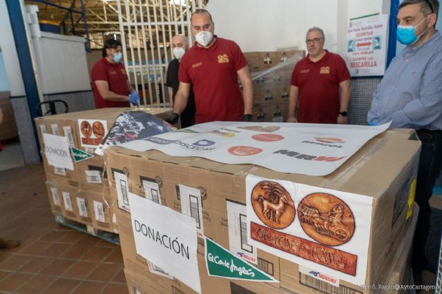 Carthagineses y Romanos dona 6.600 euros de su carrera Arx Asdrúbalis en alimentos al operativo de emergencia - 1, Foto 1