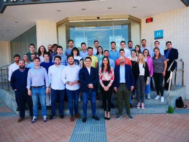 Luengo: Los jóvenes quieren estar preparados para dar la batalla en temas tan trascendentales para nuestra Región como la defensa del Trasvase Tajo-Segura - 2, Foto 2