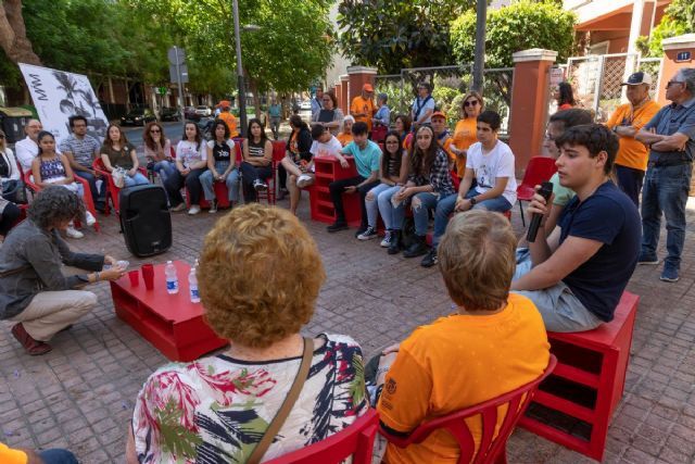 Mucho Más Mayo celebra un encuentro intergeneracional sobre los cambios de modelo de vida - 1, Foto 1