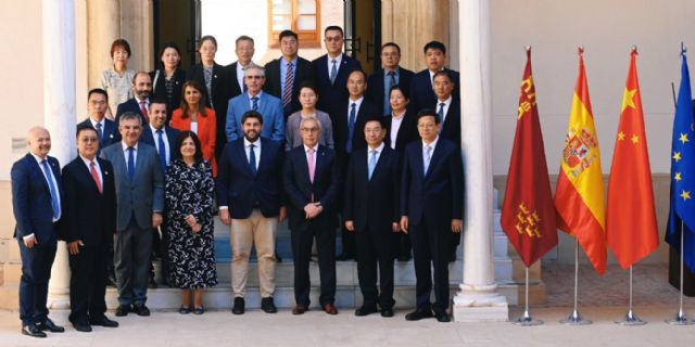 Los gobiernos regionales de Murcia y Shandong refuerzan sus relaciones de la mano de la UCAM - 1, Foto 1