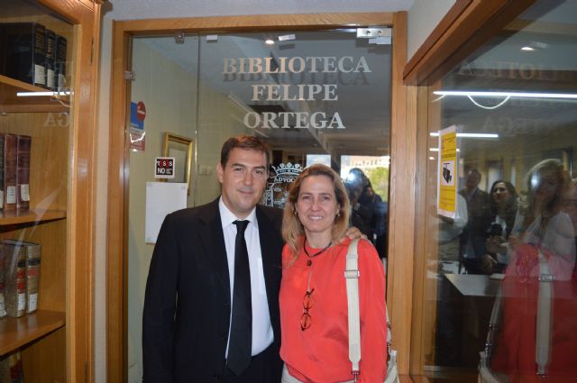 El Colegio homenajea a Felipe Ortega poniendo su nombre a la biblioteca - 1, Foto 1