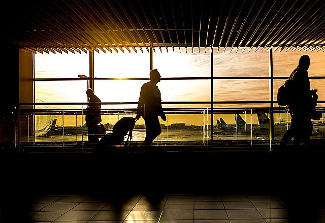 Retrasos en los controles de los aeropuertos. ¿Se puede reclamar y a quién? reclamador.es da las claves - 1, Foto 1