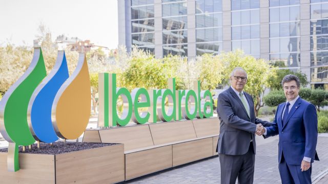 Iberdrola y Vodafone España alcanzan un acuerdo para la comercialización de servicios de energía y telecomunicaciones Iberdrola y Vodafone España alcanzan un acuerdo para la comercialización de servicios de energía y telecomunicaciones