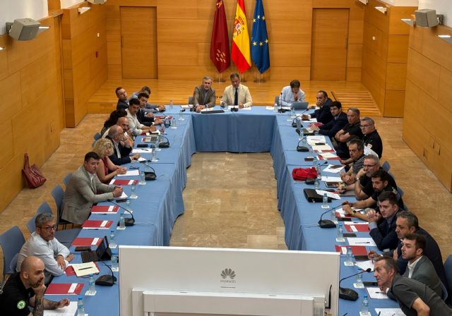 La Región de Murcia pone en marcha la Comisión Tri-E para coordinar la preparación ante los eclipses solares de 2026, 2027 y 2028 La Región de Murcia pone en marcha la Comisión Tri-E para coordinar la preparación ante los eclipses solares de 2026, 2027 y 2028