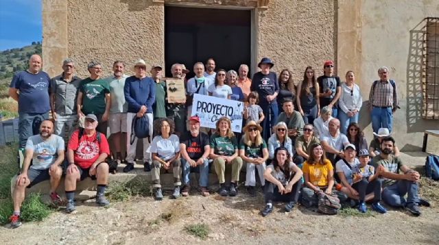 Chuecos acoge un homenaje a Domingo Jiménez Beltrán en una jornada de voluntariado medioambiental Chuecos acoge un homenaje a Domingo Jiménez Beltrán en una jornada de voluntariado medioambiental