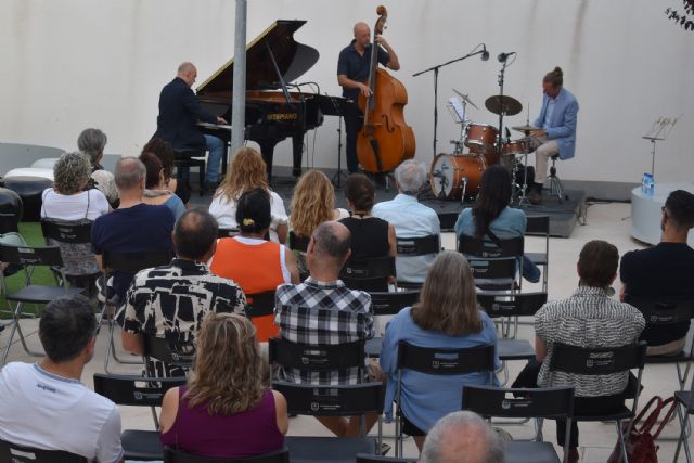 El italiano Daniele Gorgone da brillo al Cotijazz 2026 con un concierto íntimo y enérgico El italiano Daniele Gorgone da brillo al Cotijazz 2026 con un concierto íntimo y enérgico