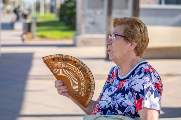 Cómo prevenir la deshidratación y los golpes de calor en personas mayores este verano Cómo prevenir la deshidratación y los golpes de calor en personas mayores este verano
