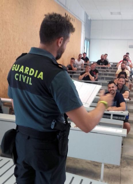 Un total de 36.743 aspirantes participan en la  oposición para acceso a la Escala de Cabos y Guardias de la Guardia Civil - 3, Foto 3