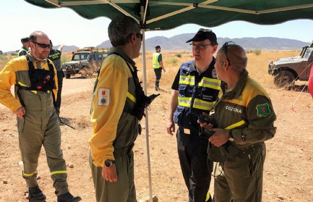 Se declaran controlados los incendios de sierra Larga y Sopalmo en Jumilla y un operativo de 50 efectivos continúa con las labores de extinción - 1, Foto 1