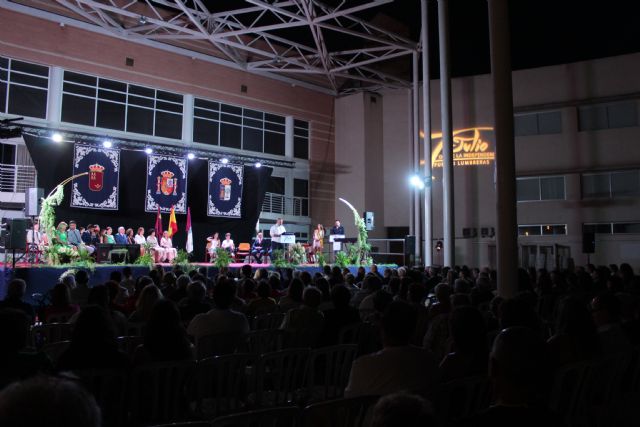 Puerto Lumbreras conmemoró el 65 aniversario con motivo de su Independencia con un acto en el que reconoció a personalidades y entidades empresariales y sociales del municipio - 4, Foto 4