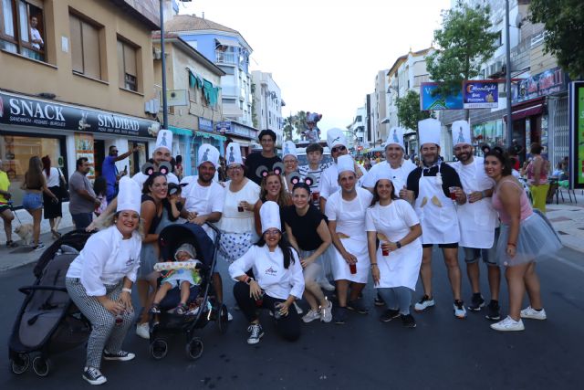 El desfile de carrozas cierra las fiestas en honor a San Pedro Apóstol - 2, Foto 2