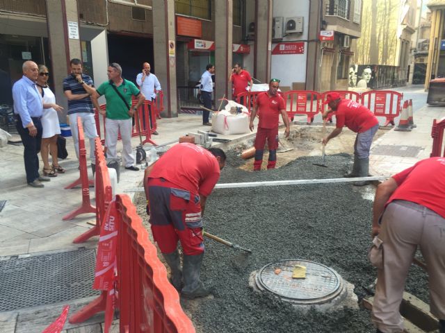 Fomento pone en marcha la operación adoquín en el entorno de la Catedral - 2, Foto 2