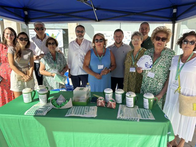 La junta local de la Asociación Española Contra el Cáncer recauda 7.845 euros en la cuestación de verano - 2, Foto 2