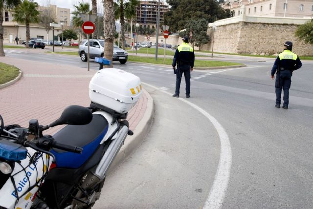 La Policía Local de Cartagena vigilará la próxima semana el uso de los cinturones de seguridad - 1, Foto 1