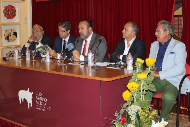 Presentada la revista La prensa en 7 tardes 2016 en el Club Taurino de Murcia - 1, Foto 1